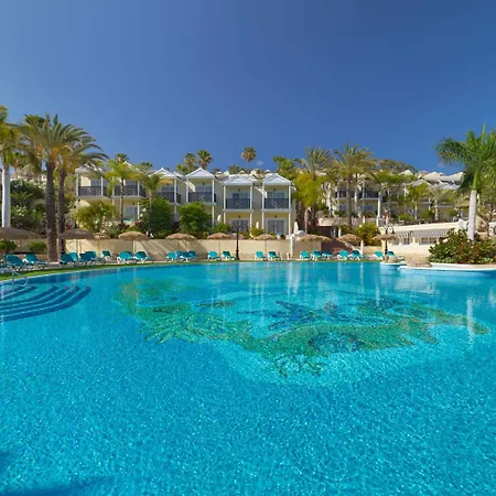 Gran Oasis Hotel 4*