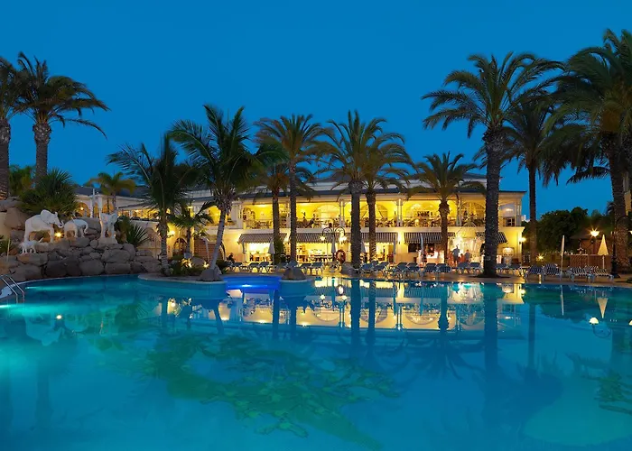 Hotel Gran Oasis 4*