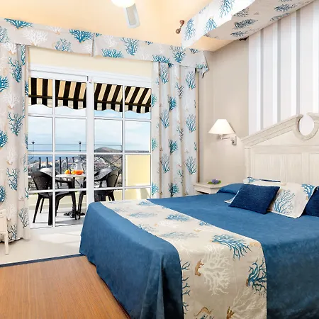 Hotell Gran Oasis 4*