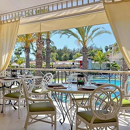 فندق Gran Oasis 4*