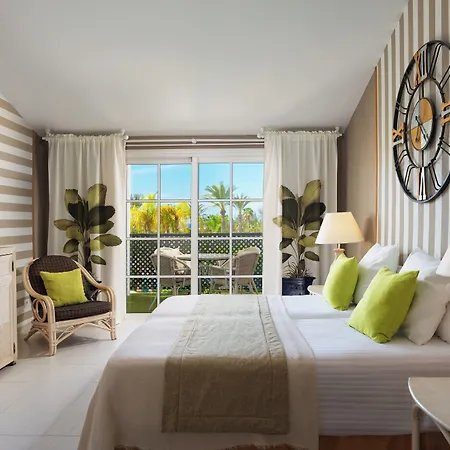 Gran Oasis Hotel 4*