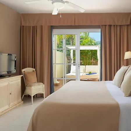 Gran Oasis מלון 4*